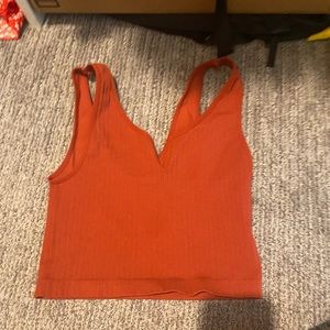 Cropped orange shirt